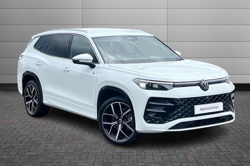 Pure white Used 2025 VW Tayron R-line SUV | £42,350 (Good price) - Image 1/4