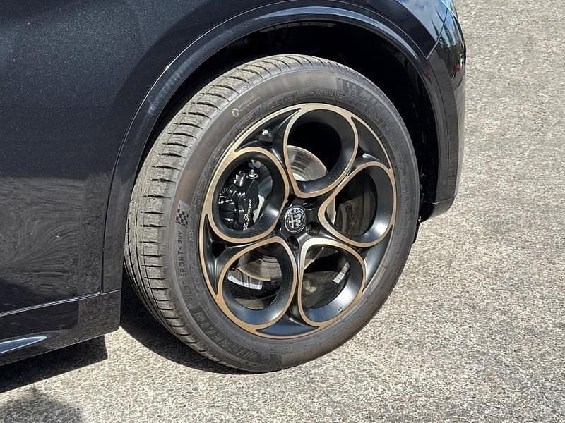 New Alfa Romeo Stelvio 280 HP (205 kW) 2026 Vulcano black 408 SUV