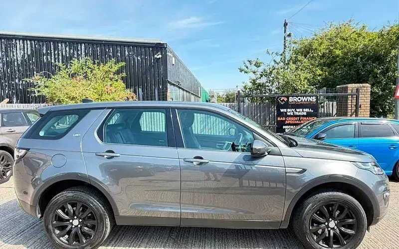 Used Land Rover Discovery Sport SE 150 HP (110 kW) 2019 SUV