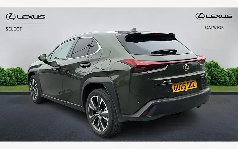Used Lexus UX 199 HP (146 kW) 2025 Green SUV