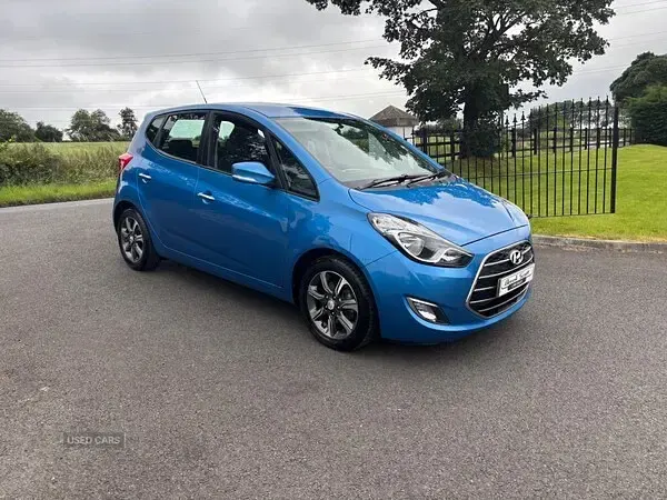 Used Hyundai ix20 SE 88 HP (64 kW) 2017 Blue Hatchback