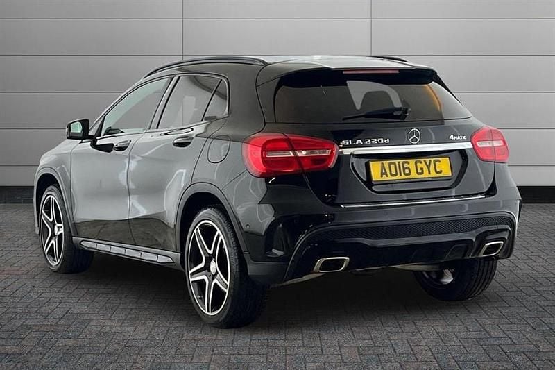 Used Mercedes GLA220 AMG line 177 HP (130 kW) 2016 Cosmos black SUV