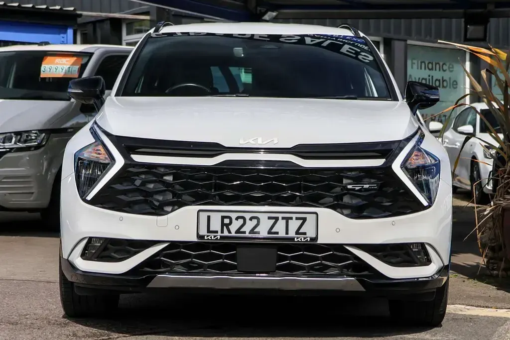 Used Kia Sportage GT-Line 148 HP (108 kW) 2022 White SUV