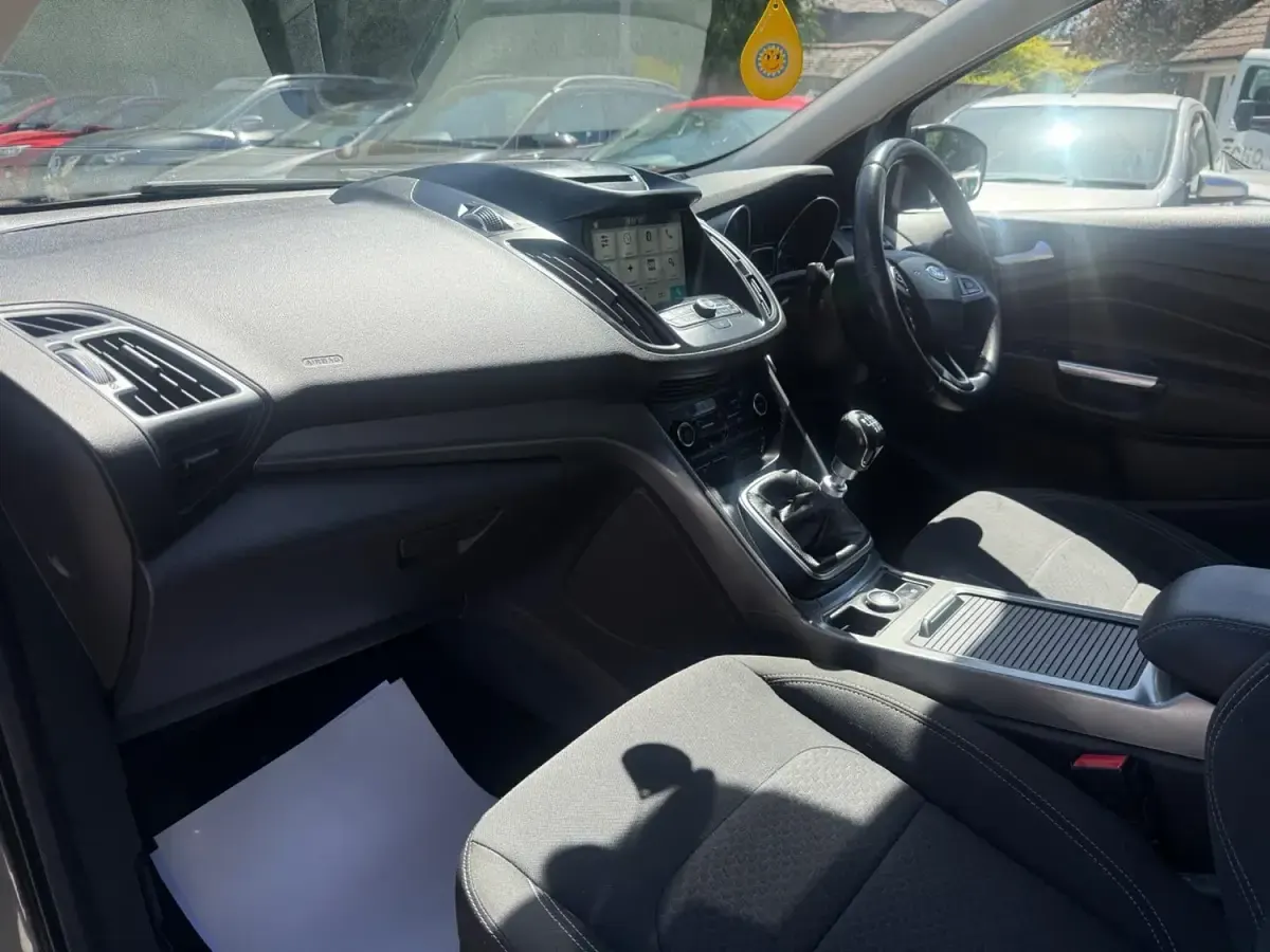 Used Ford Kuga Zetec 120 HP (88 kW) 2018 Grey SUV