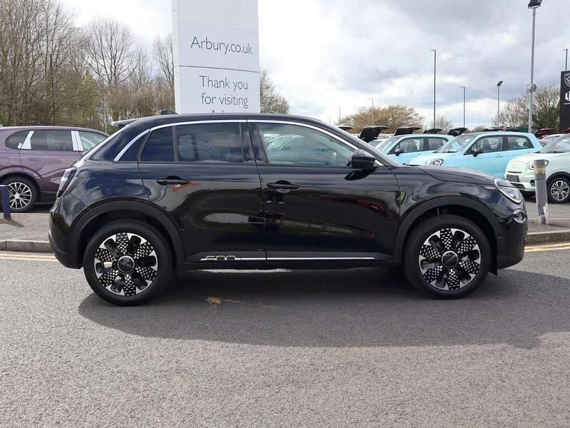 New Fiat 600 La Prima 99 HP (72 kW) 2026 Black SUV