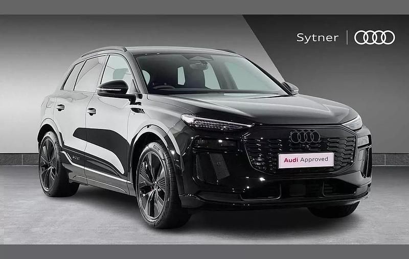 Black New 2025 Audi Q6 e-tron Advanced SUV | £78,500 (Expensive) - Image 1/4