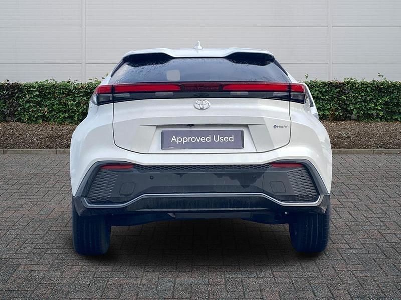 Used Toyota C-HR Design 2025 White SUV