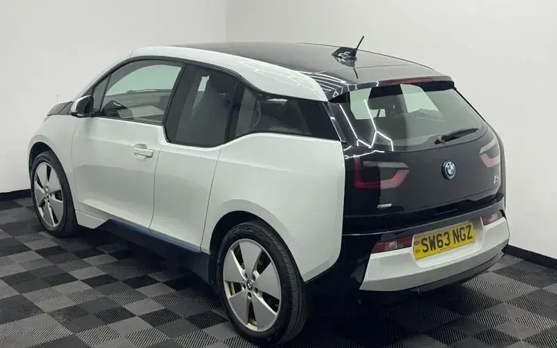 Used BMW i3 125 kW (170 HP) 2016 Hatchback