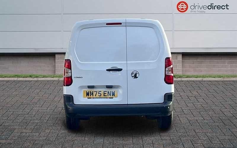 New Vauxhall Combo S 102 HP (75 kW) 2025 White Van