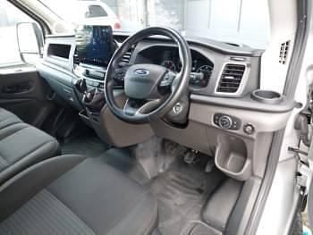 Begagnad Ford Transit Limited 170 HK (125 kW) 2024 Silver Van