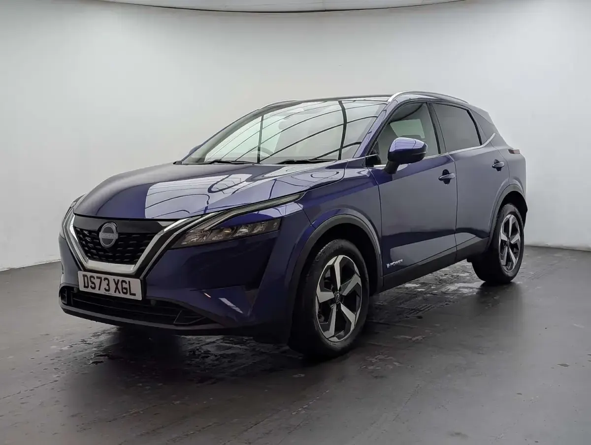 Used Nissan Qashqai Acenta Premium 190 HP (139 kW) 2023 Blue SUV