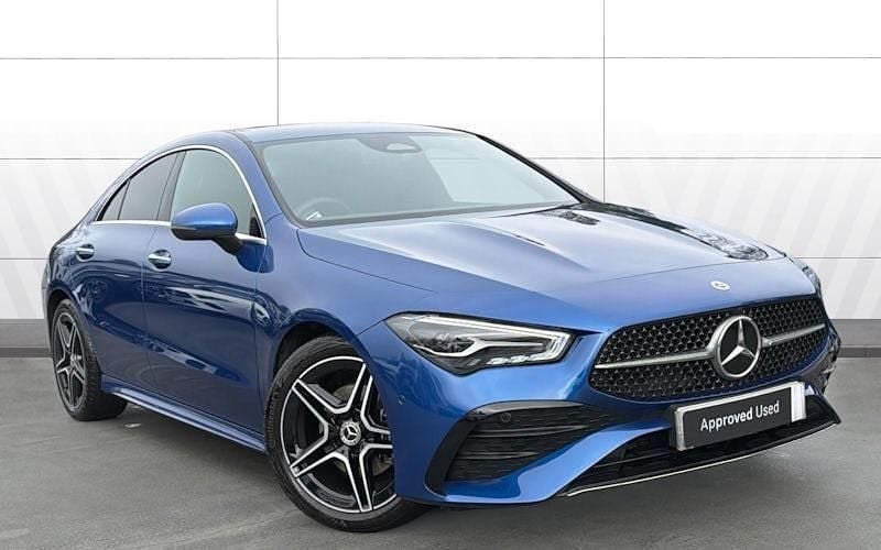 Gebraucht Mercedes CLA180 Executive 136 PS (100 kW) 2025 Limousine