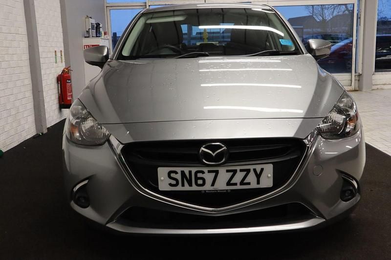 Used Mazda 2 75 HP (55 kW) 2017 Silver Hatchback