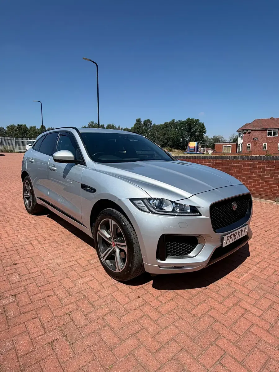 Used Jaguar F-Pace R-Sport 180 HP (132 kW) 2018 Silver SUV
