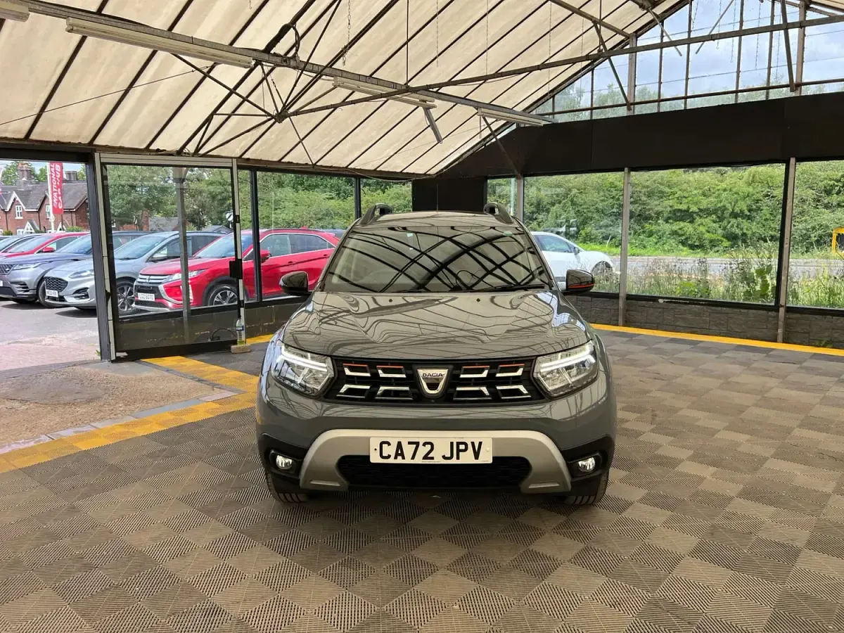 Used Dacia Duster Extreme 150 HP (110 kW) 2022 Urban grey SUV