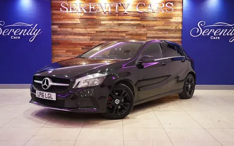 Used Mercedes A180 109 HP (80 kW) 2018 Hatchback