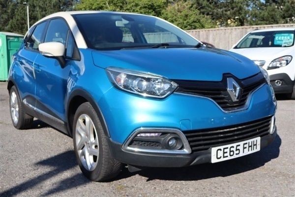 Blue Used 2015 Renault Captur Dynamique SUV | £6,440 (Fair price) - Image 1/1