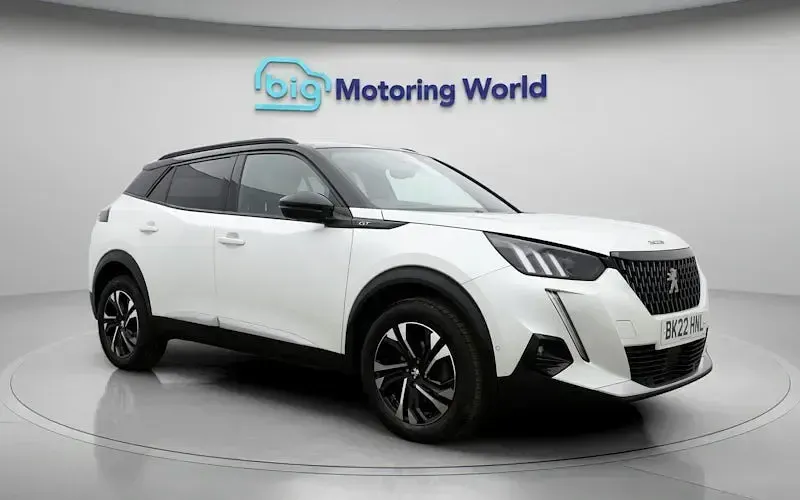Used Peugeot 2008 GT 131 HP (96 kW) 2022 White SUV