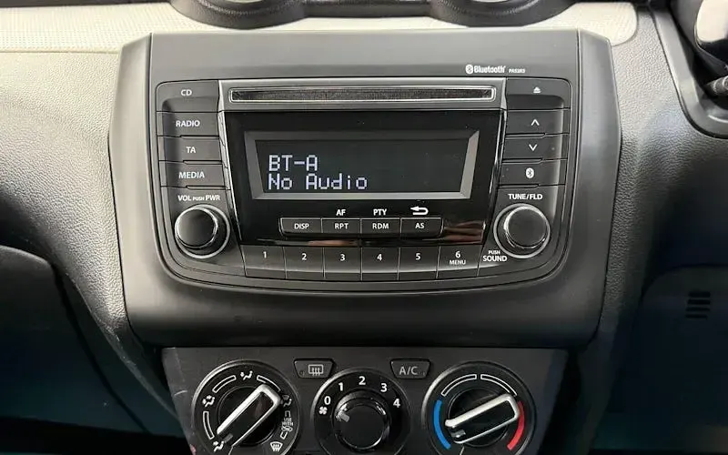 Used Suzuki Swift 90 HP (66 kW) 2019 Blue Hatchback