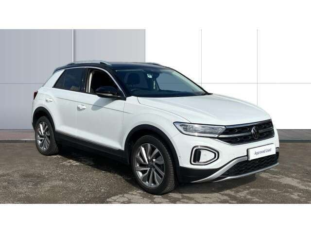 White Used 2023 VW T-Roc Style SUV | £20,501 (Good price) - Image 1/4