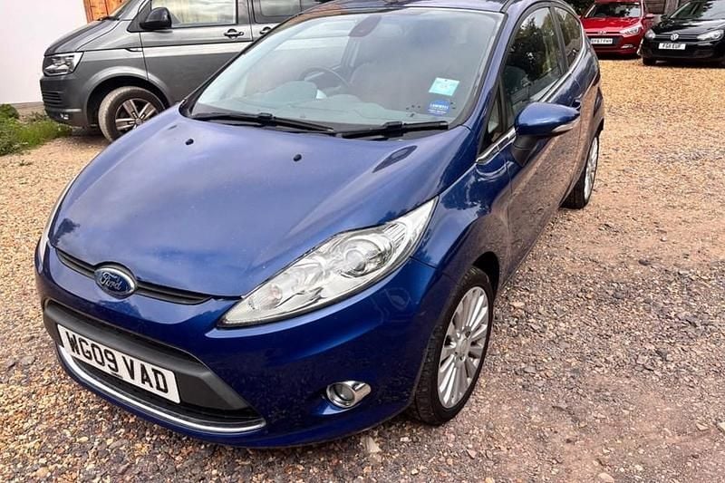 Blue Used 2009 Ford Fiesta Titanium Hatchback | £2,995 (Fair price) - Image 1/1