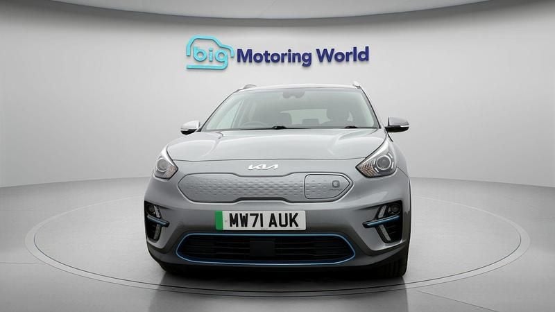 Used Kia e-Niro 147 kW (201 HP) 2022 SUV