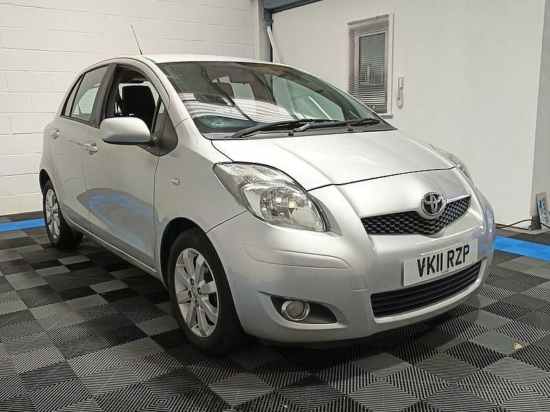 Used Toyota Yaris 2011 Silver Hatchback