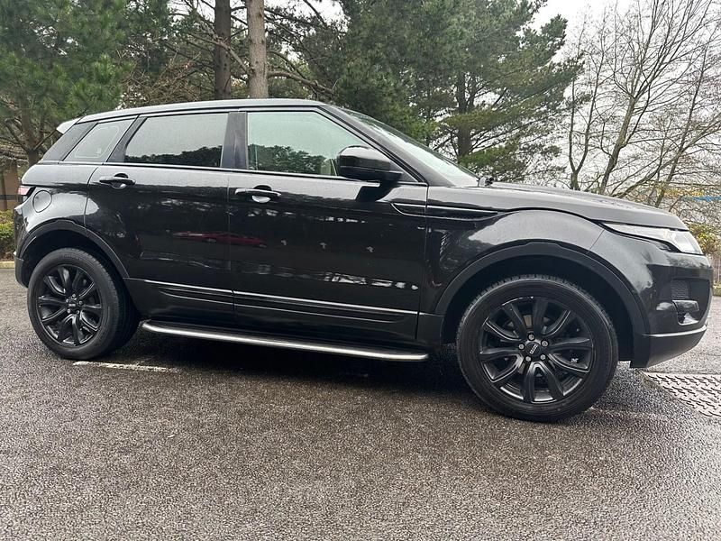 Used Land Rover Range Rover evoque Pure 190 HP (139 kW) 2013 Black SUV