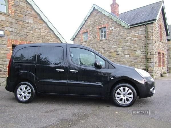 Used Citroën Berlingo 90 HP (66 kW) 2014 Black MPV