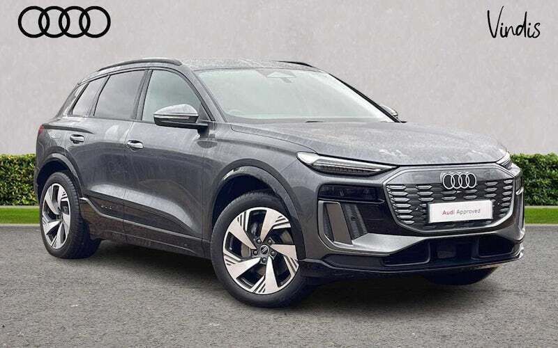 Used 2025 Audi Q6 e-tron S-Line SUV | £57,900 (Super price) - Image 1/4