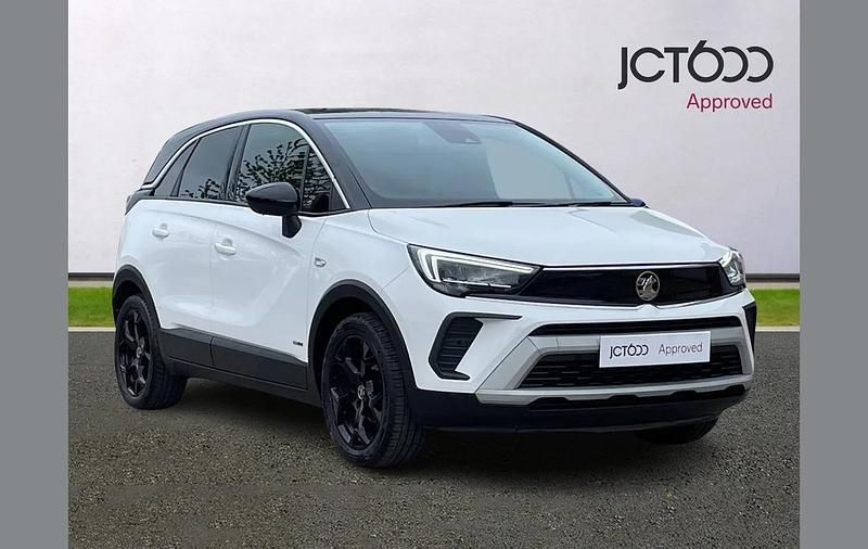 Used Vauxhall Crossland 81 HP (59 kW) 2021 White SUV