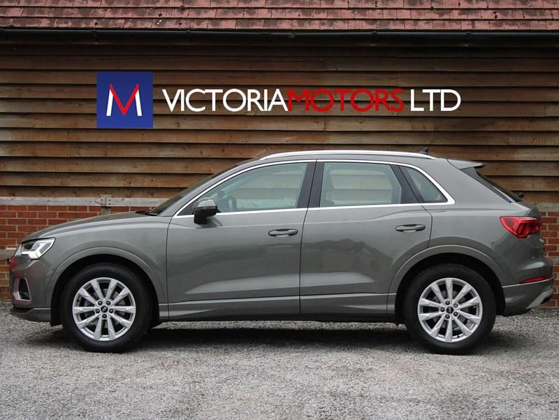 Used Audi Q3 Sport 150 HP (110 kW) 2022 Grey SUV