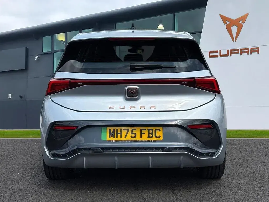 Used Cupra Born e-Boost 169 kW (231 HP) 2026 Silver Hatchback