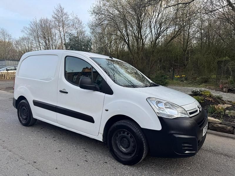 Used Citroën Berlingo 2017 White MPV