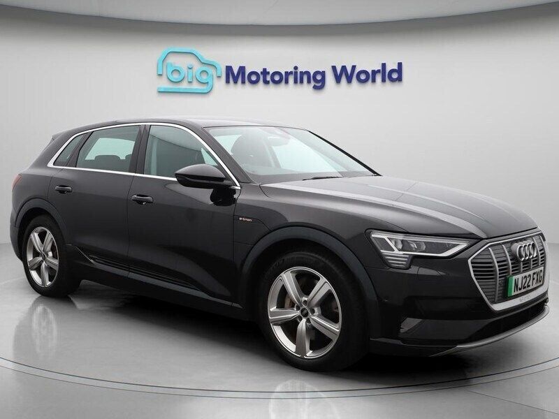 Black Used 2022 Audi e-tron Design SUV | £21,600 (Fair price) - Image 1/4