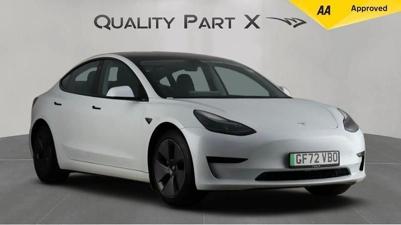 White Used 2022 Tesla Model 3 RWD Sedan | £18,700 (Good price) - Image 1/4