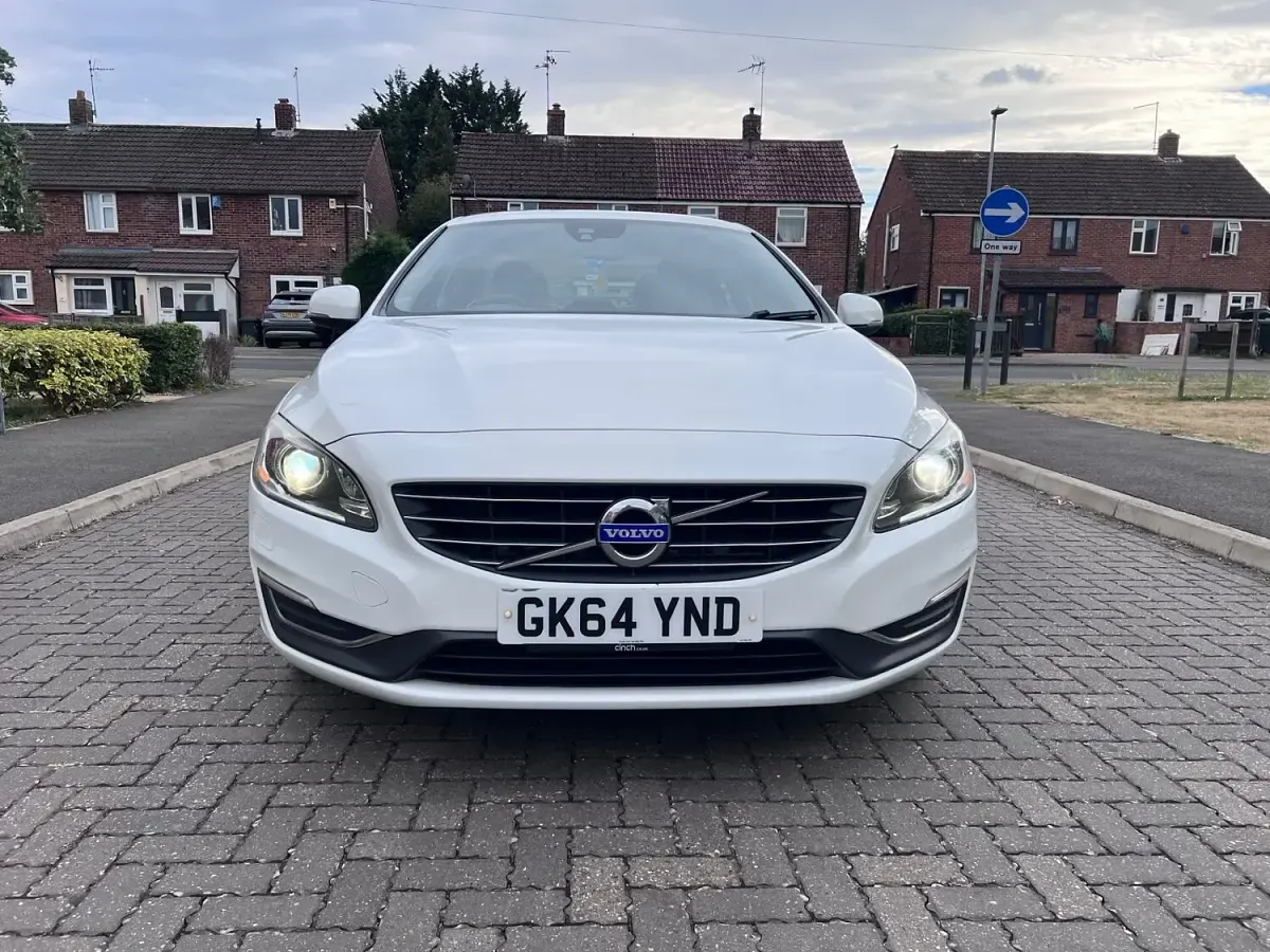 Used Volvo S60 SE Lux 2014 White Sedan