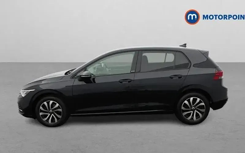 Used VW Golf VII Active 150 HP (110 kW) 2021 Hatchback