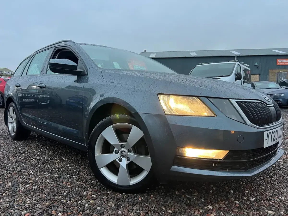 Second-hand Skoda Octavia Drive 150 CP (110 kW) 2020 Gri Break