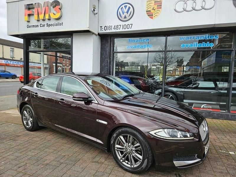 Used Jaguar XF Luxury 200 HP (147 kW) 2013 Red Sedan