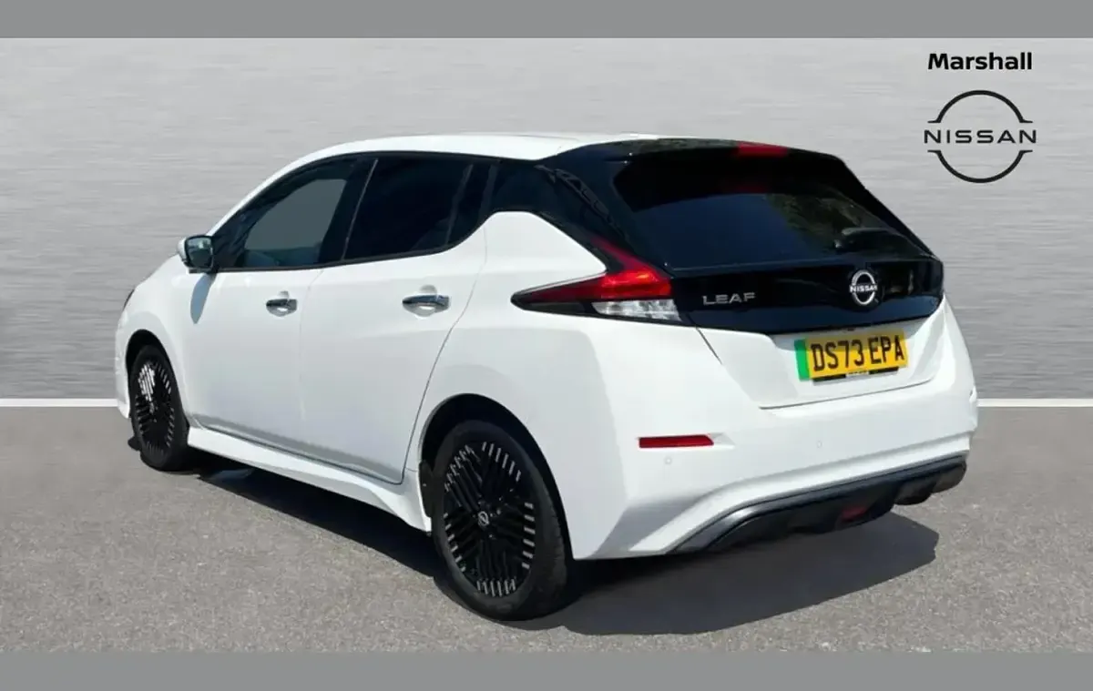 Used Nissan Leaf Shiro 110 kW (150 HP) 2024 White Hatchback