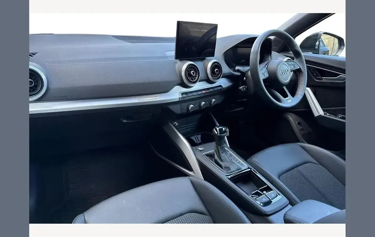 Used Audi Q2 S-Line 150 HP (110 kW) 2025 Black SUV