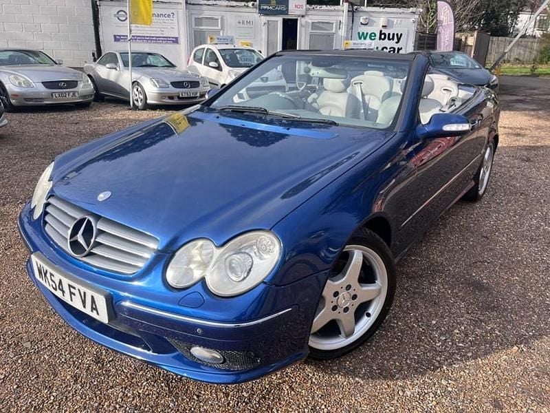Used Mercedes CLK320 Avantgarde 218 HP (160 kW) 2004 Blue Cabriolet