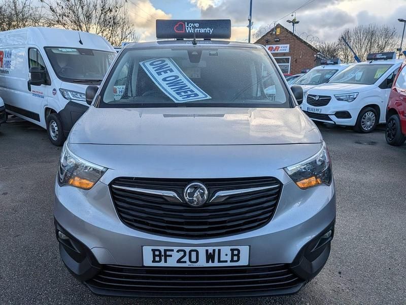 Used Vauxhall Combo Edition 100 HP (73 kW) 2020 Grey MPV