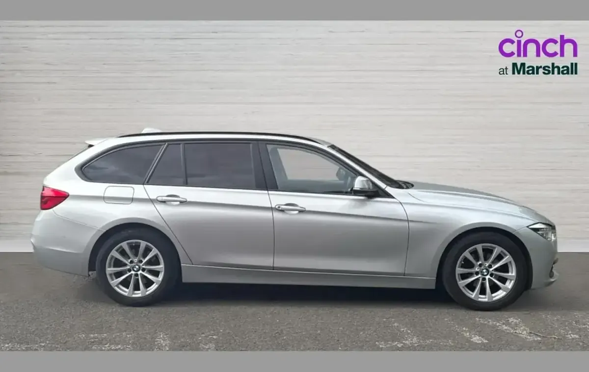Used BMW 318 Comfort Edition 150 HP (110 kW) 2018 Silver Estate