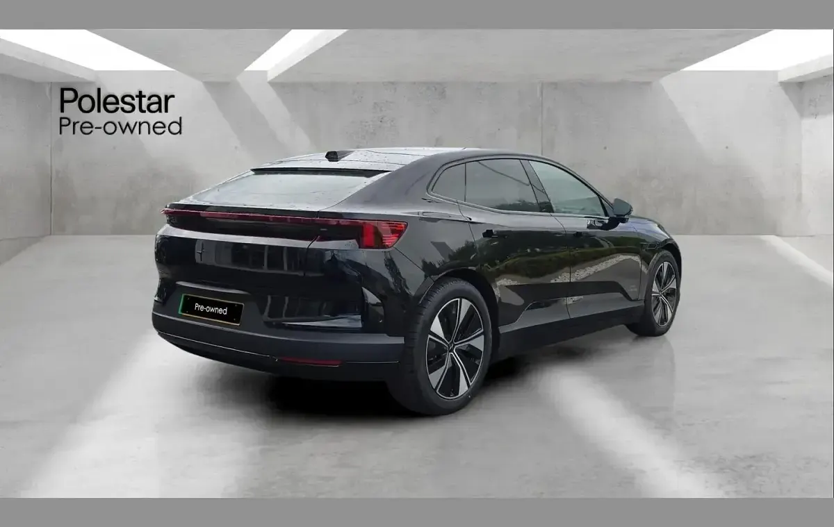 New Polestar 4 Plus 196 kW (267 HP) 2026 Black SUV