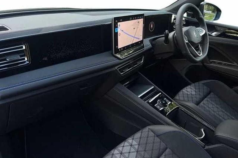 Used VW Tiguan R-line 150 HP (110 kW) 2025 Grey SUV