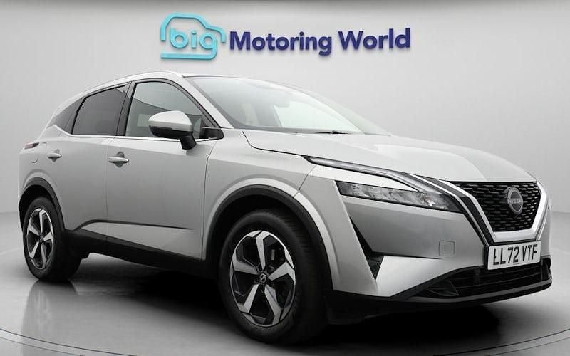 Used 2022 Nissan Qashqai N-Connecta SUV | £15,400 (Fair price) - Image 1/4