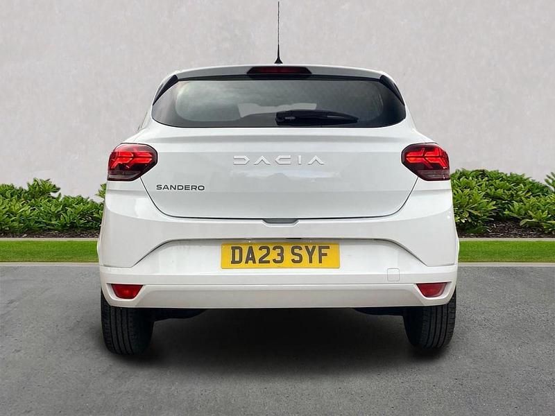 Used Dacia Sandero Essentiel 2023 White Hatchback