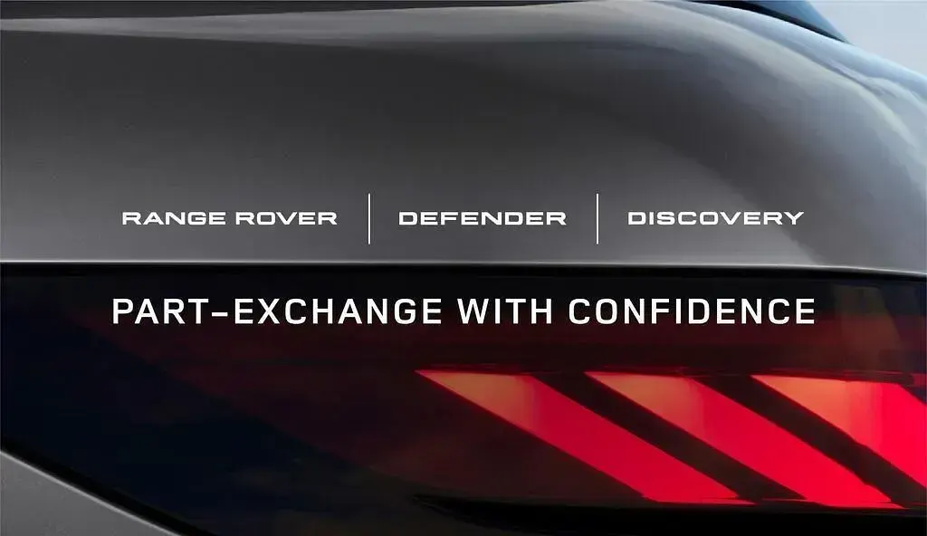 Used Land Rover Defender HSE Dynamic 300 HP (220 kW) 2023 Black SUV